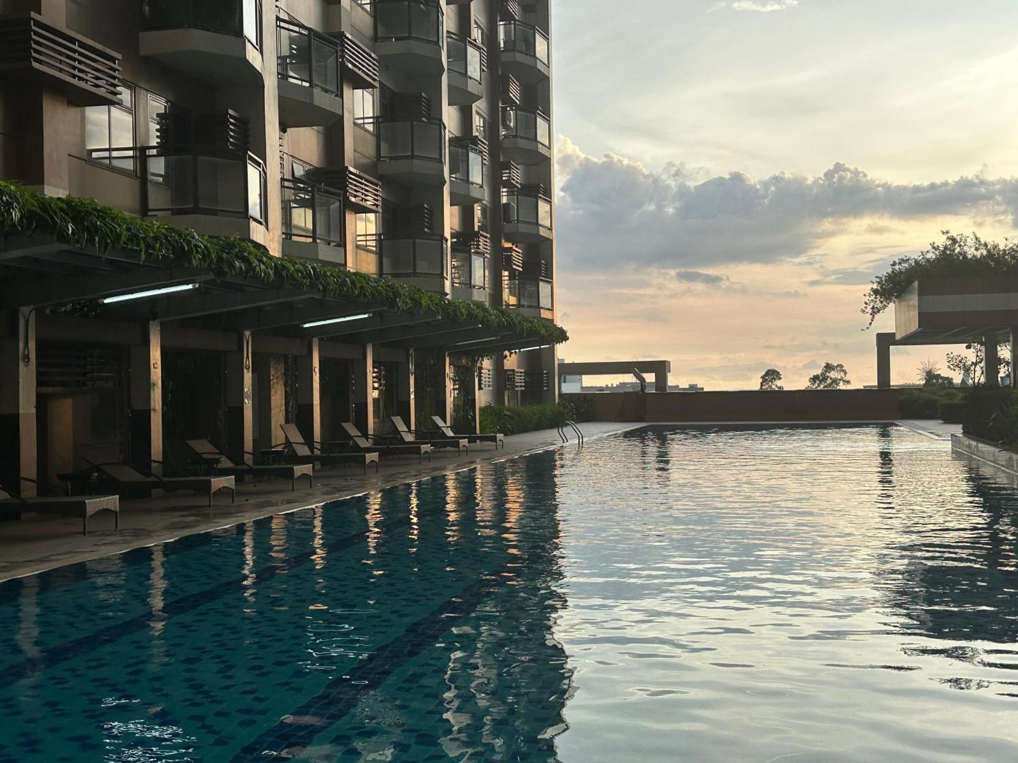 Appartamento The Radiance Manila Bay Esterno foto
